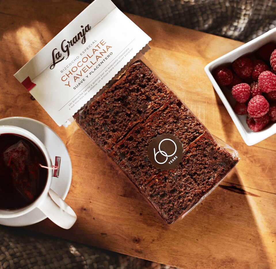 Bizcocho especial chocolate y avellana