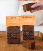 Bizcocho de cacao con chips de chocolate sin gluten y sin lactosa