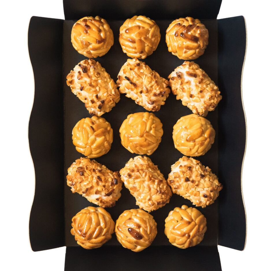 Bandeja Panellets de Piñones y Almendras