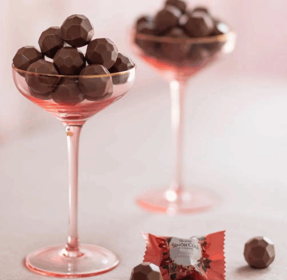 Lata Bombones de Chocolate con Leche y Praliné de Avellanas