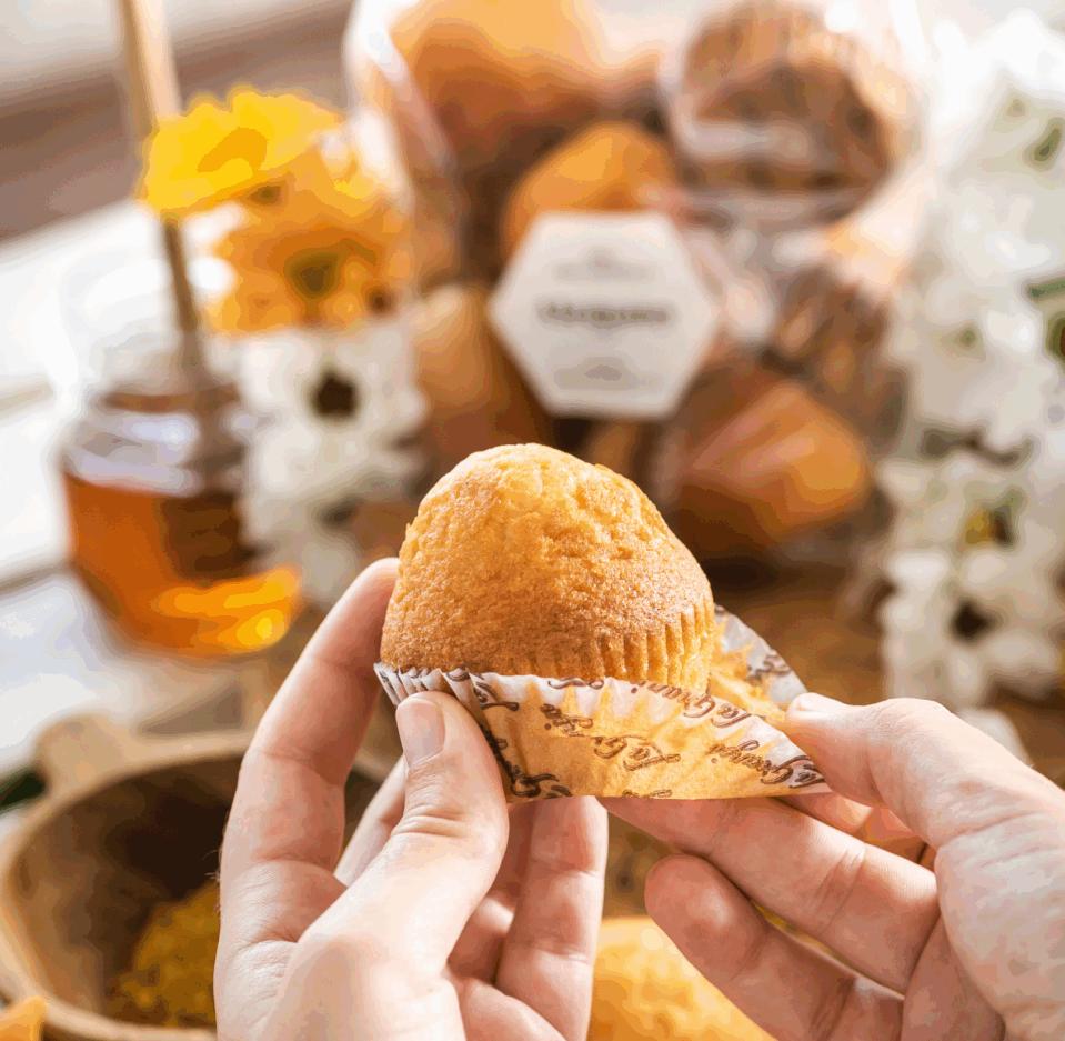 Traditional Honey Fairy Cakes with Propolis