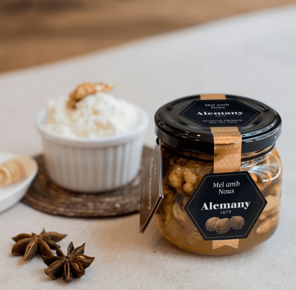 Miel con nueces